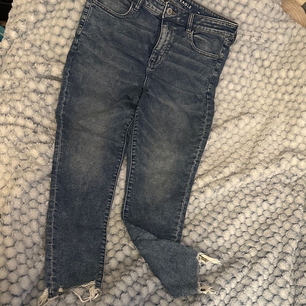 American Eagle Outfitters Women's Faded Blue Ankle Crop Jeans